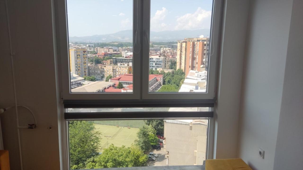 Sky View Luxury Center Skopje Apartments Екстериор снимка