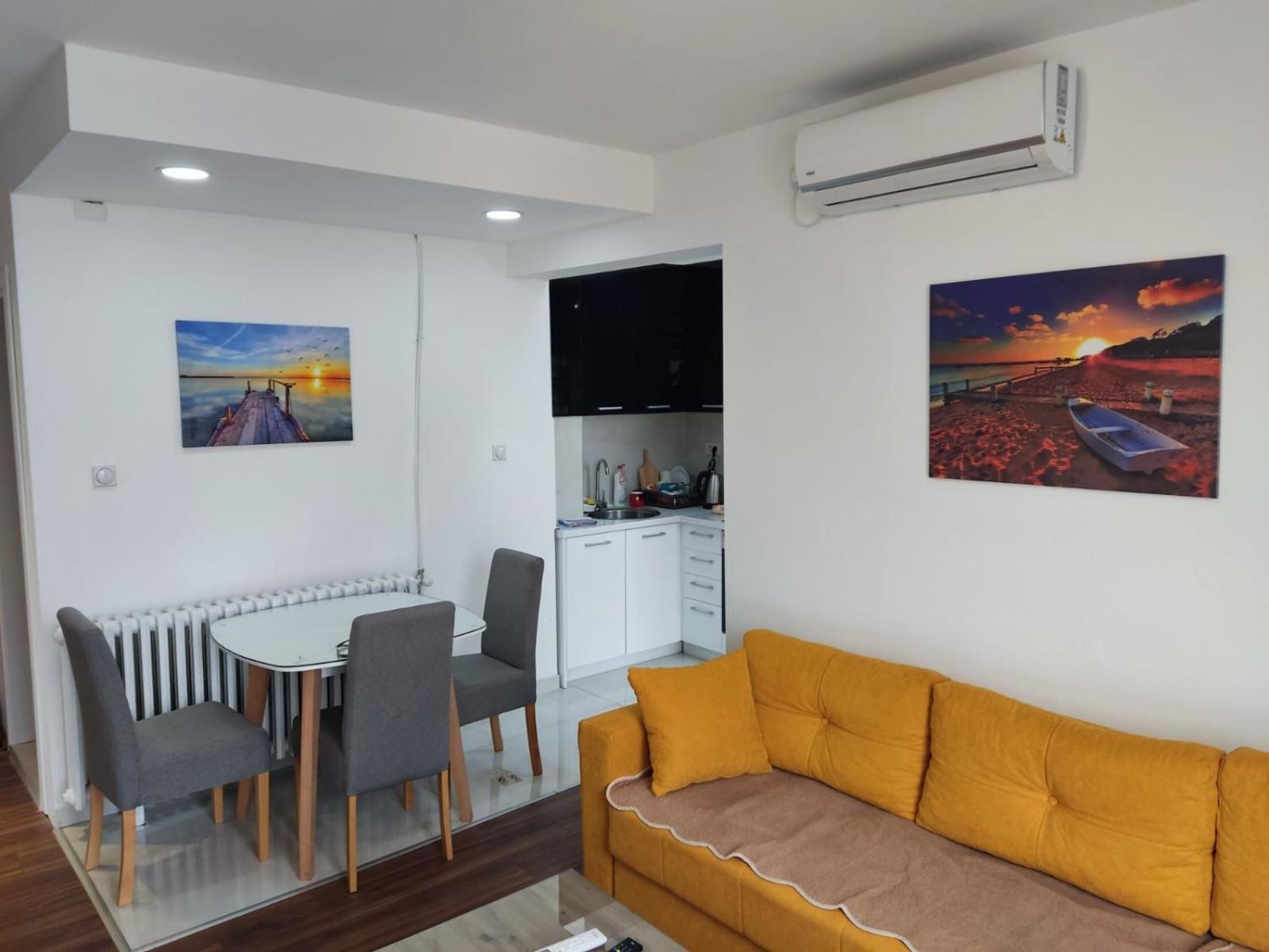 Sky View Luxury Center Skopje Apartments Екстериор снимка