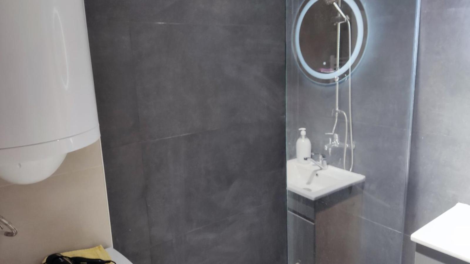 Sky View Luxury Center Skopje Apartments Екстериор снимка
